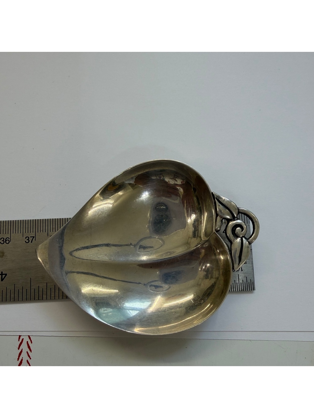 Tiffany & Co sterling silver 1940s trinket dish/ nut dish - Picture 5 of 6